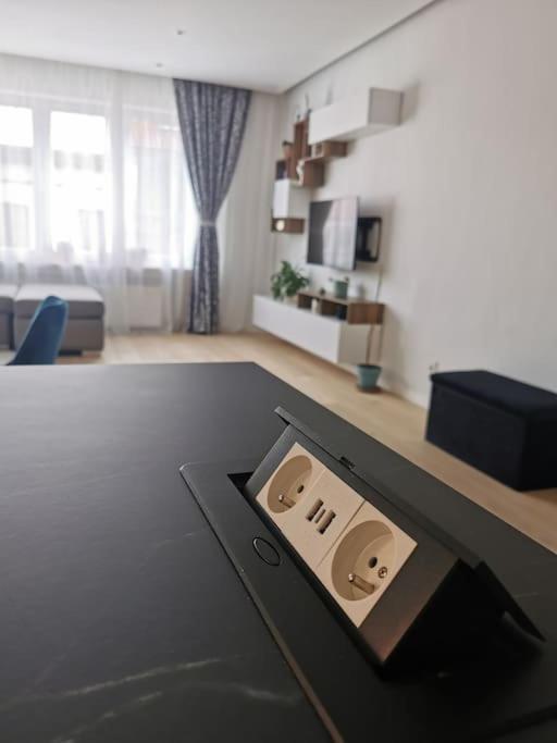 European Heart 2-Bedroom Flat. ブリュッセル エクステリア 写真